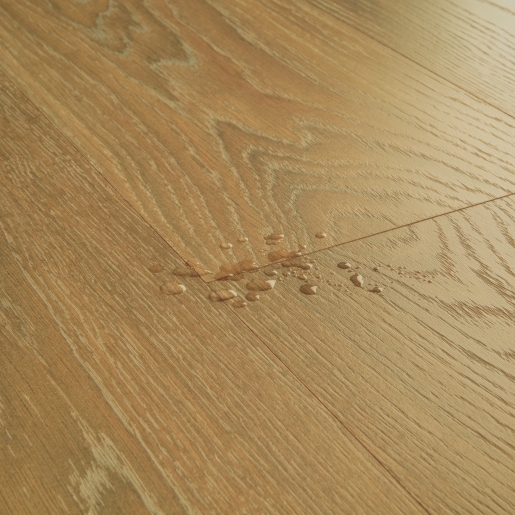 Quickstep Classic Toasted Oak CLM5796